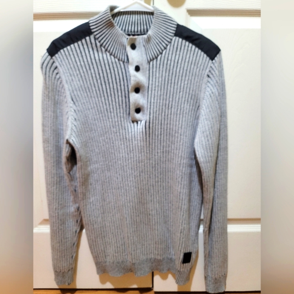 Guess Gray and Black Turtleneck Sweater with Ribbed Knit